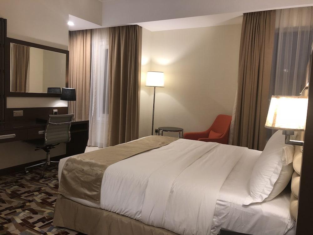 Al Murooj Grand Hotel Muscat Eksteriør bilde