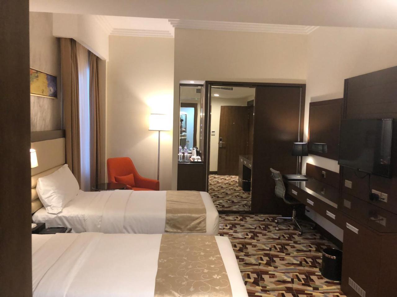 Al Murooj Grand Hotel Muscat Eksteriør bilde